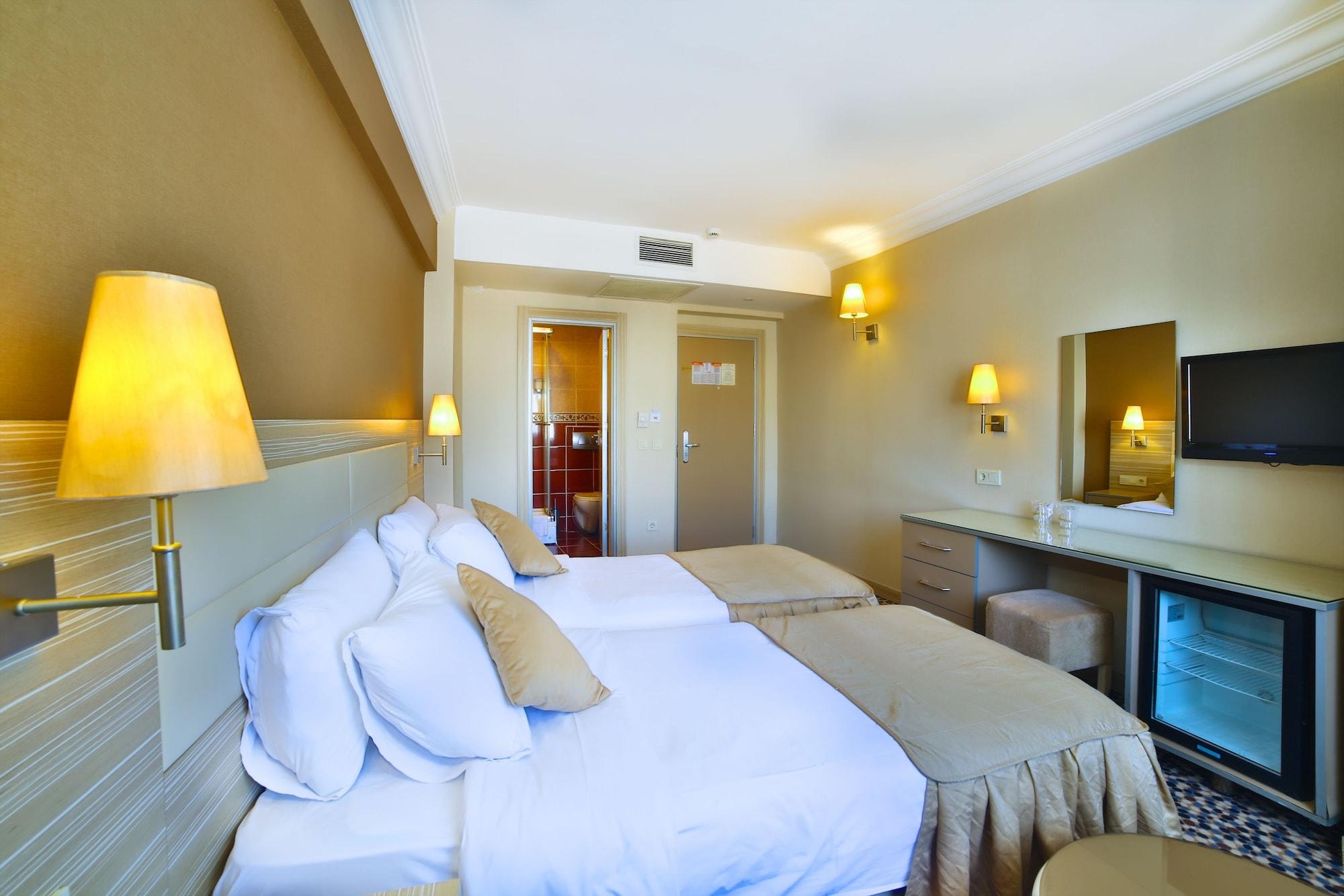 Hotel Grand Emin Istanbulská provincie Exteriér fotografie
