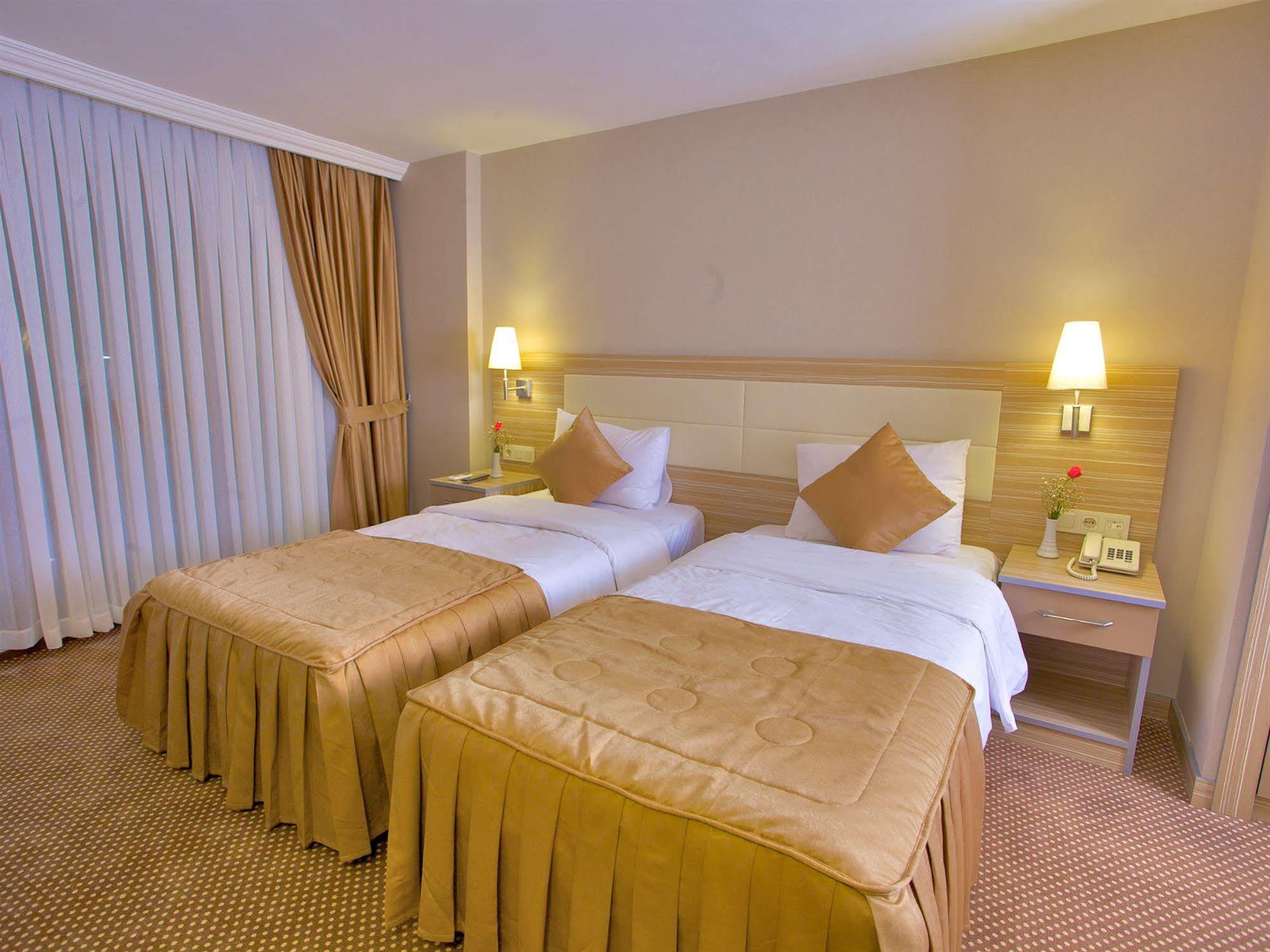 Hotel Grand Emin Istanbulská provincie Exteriér fotografie