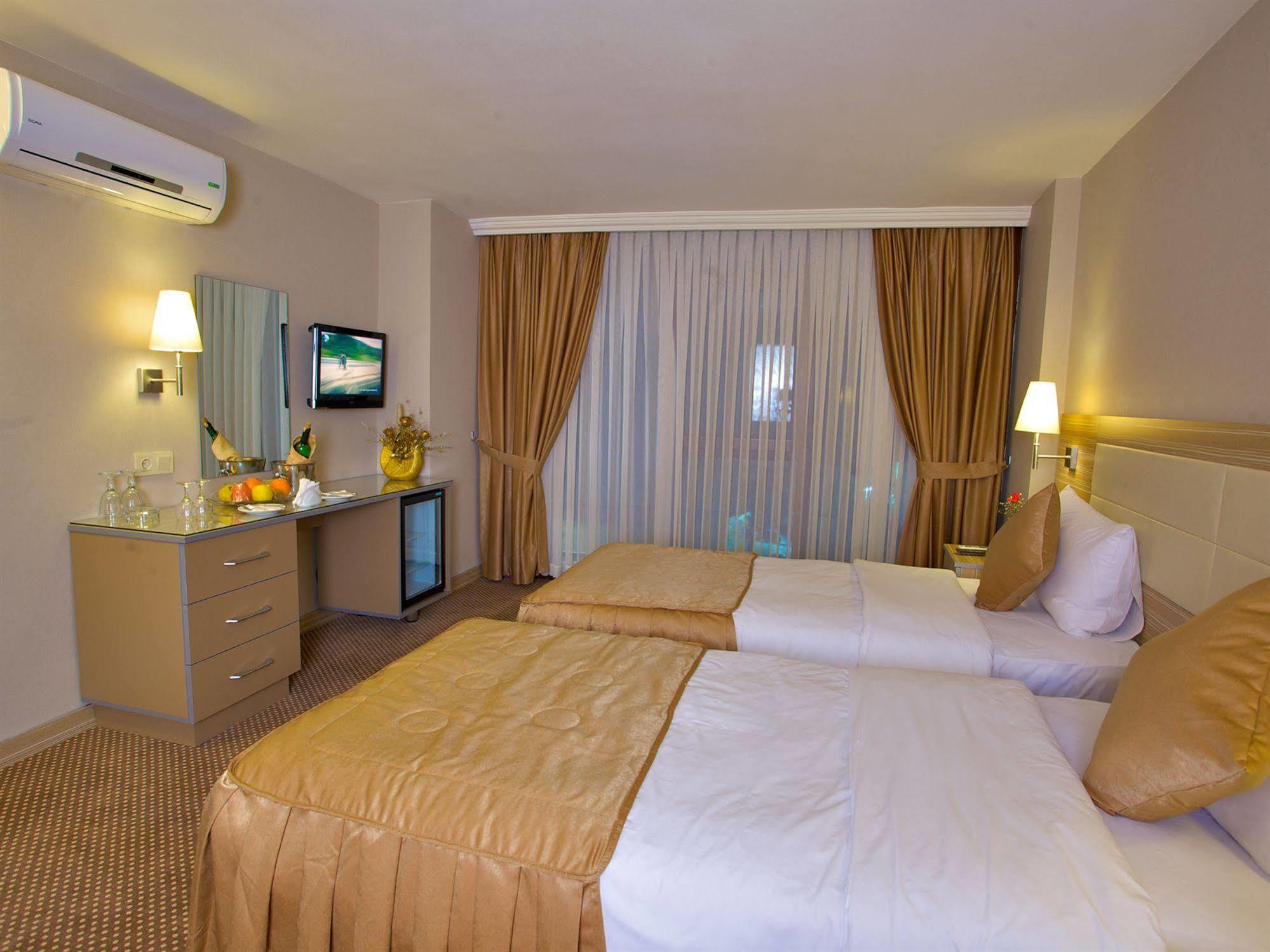 Hotel Grand Emin Istanbulská provincie Exteriér fotografie